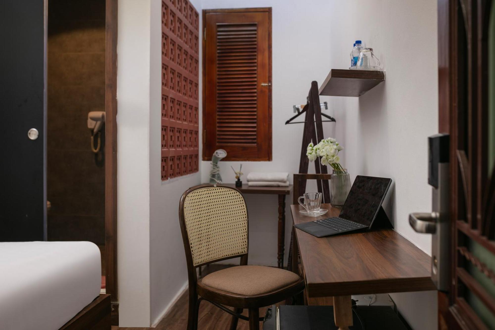 Hanoi Backpackers Hostel & Rooftop Bar Exterior foto